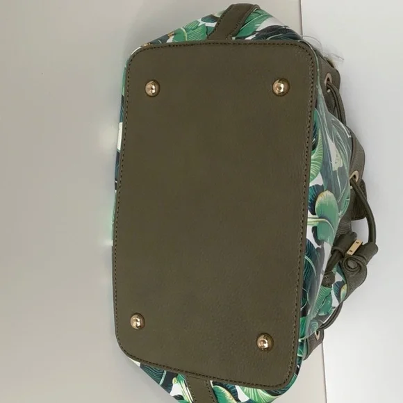 Handbag - Picture 7 of 8